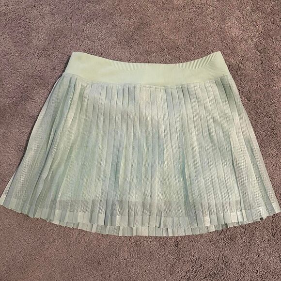 FP Movement Free People pleated mini tennis skirt skort M/L golf mesh - Picture 3 of 6